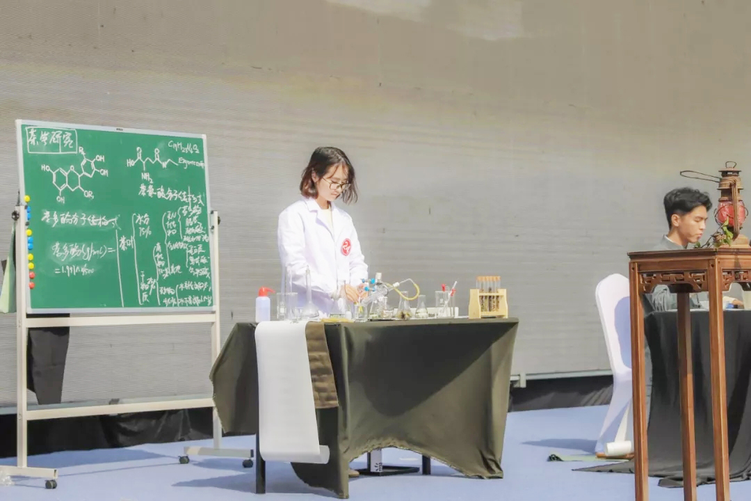 ��Ʒ�c�b�輼�ܱ�ِ�F(xi��n)��