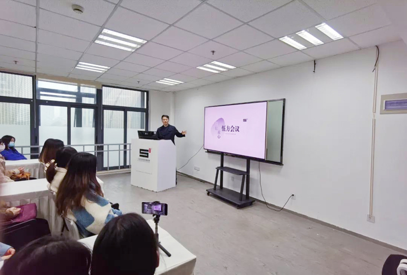 �鷽�о�ԺԺ�L(zh��ng)���X�����˾��B