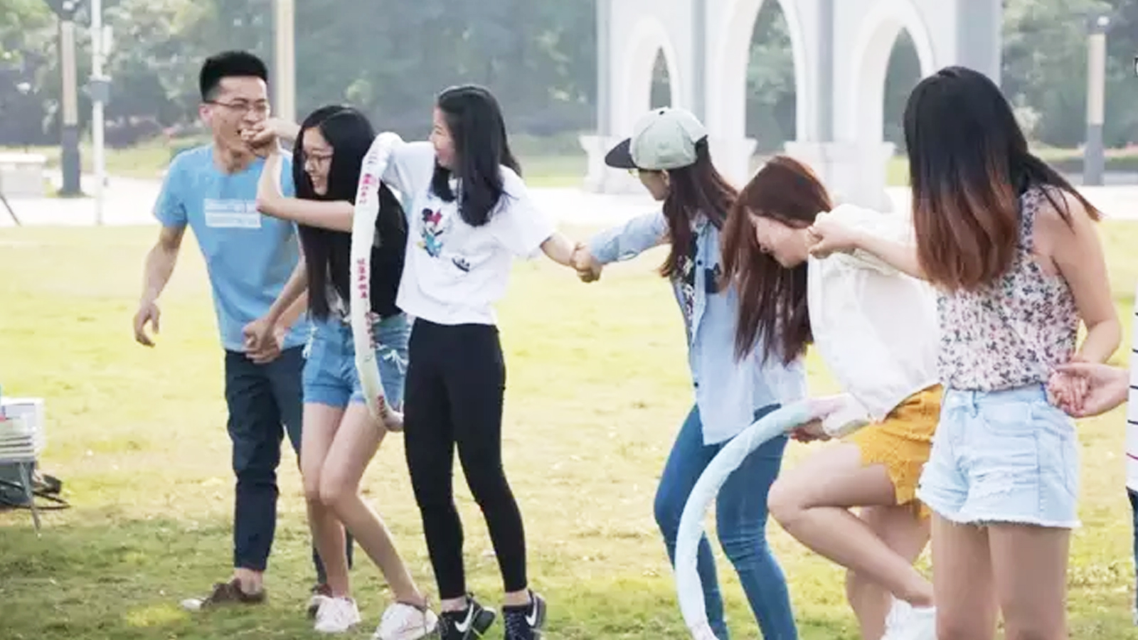 ��˾��������Α����Ȧ�B�B��