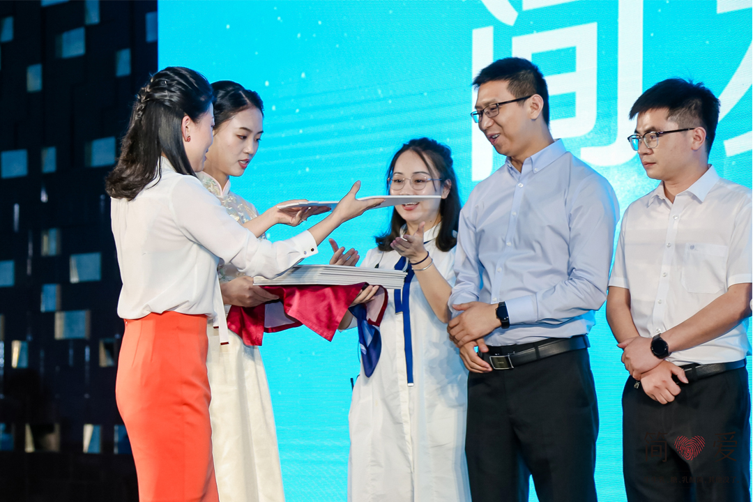 ����ӛ�������ƵZ�^�M����������5�������Ցc��