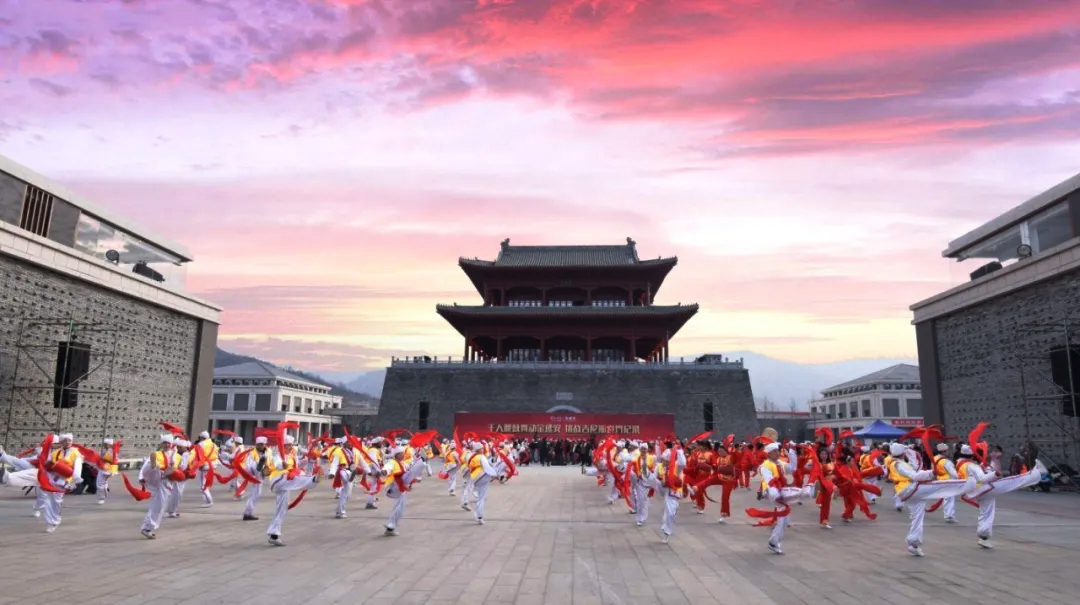 �tɫ���}��(j��ng)�䡪��ʥ�غӹ�-���Ӱ�