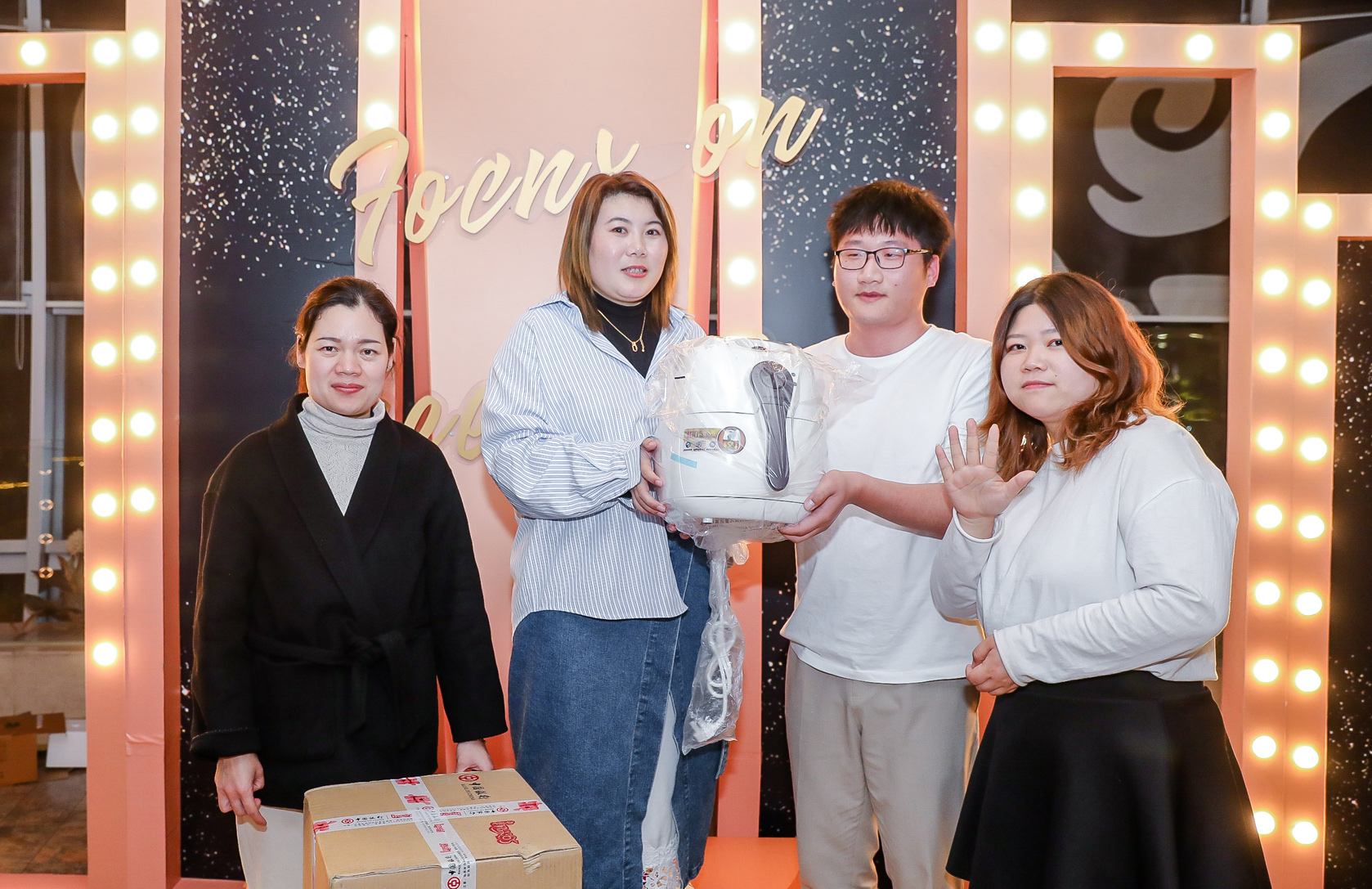 ���\(y��n)��骄(ji��ng)