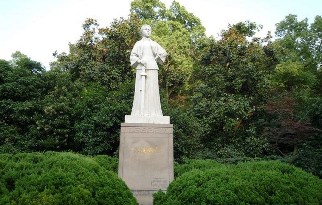 ������ɽ��誵���