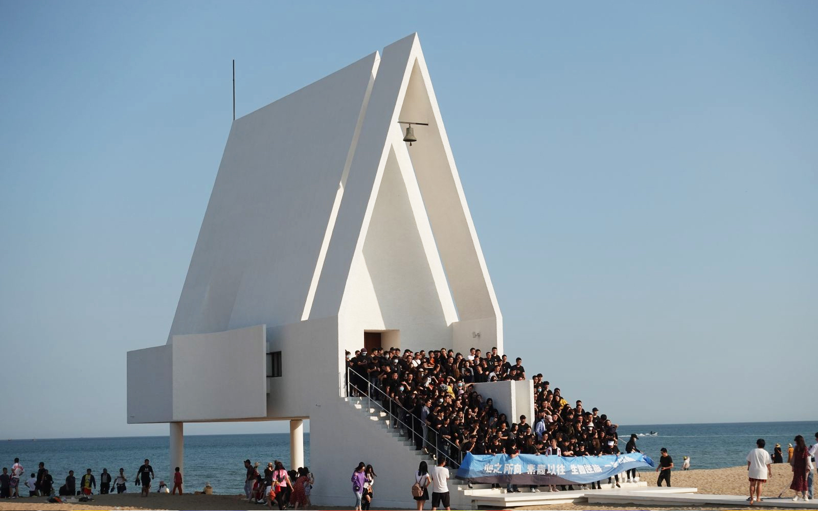 小米公司禮堂團建活動合影