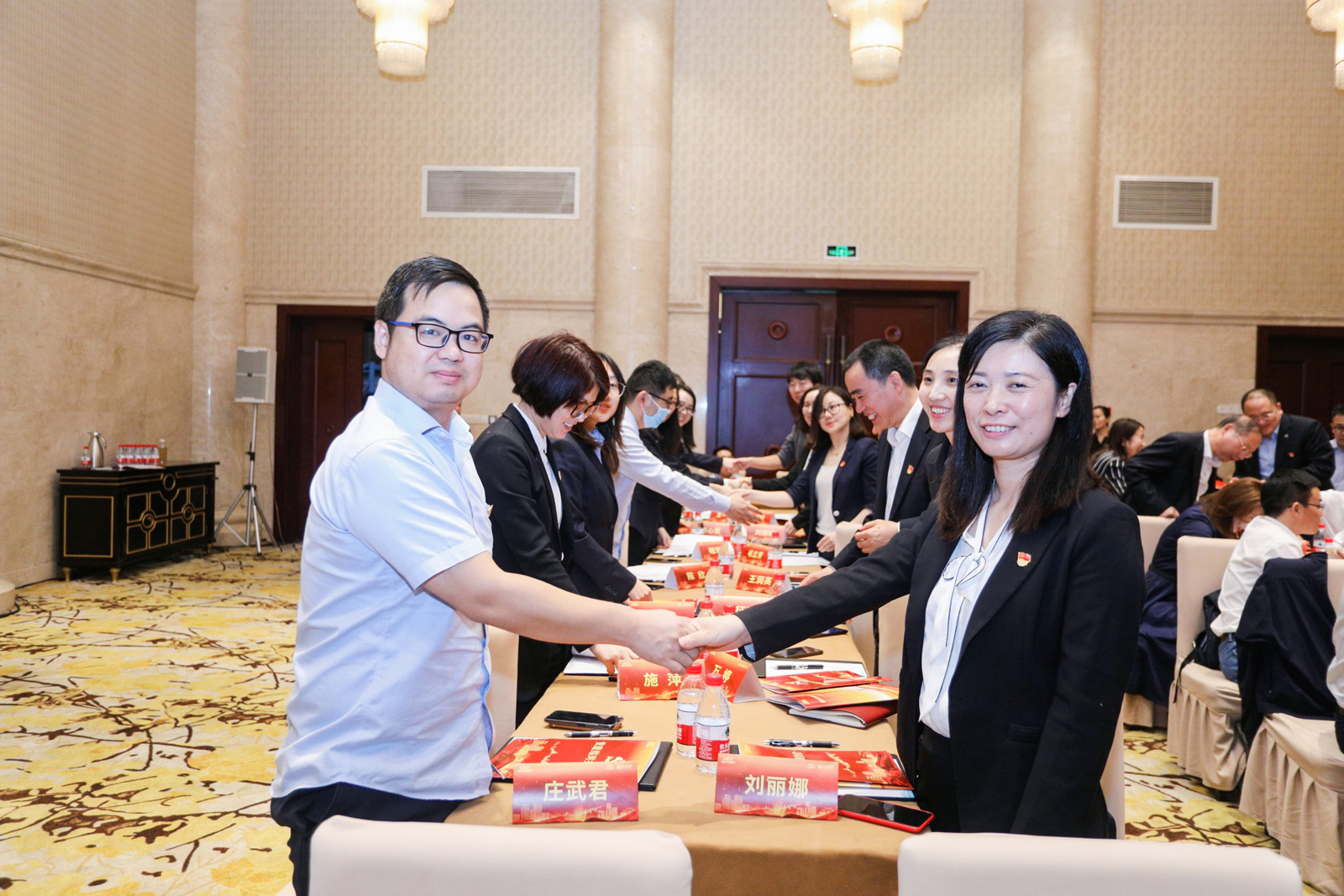 ��Ͷ�خa(ch��n)�������Cȯ�h���Y(ji��)��(du��)���s������Ӱ