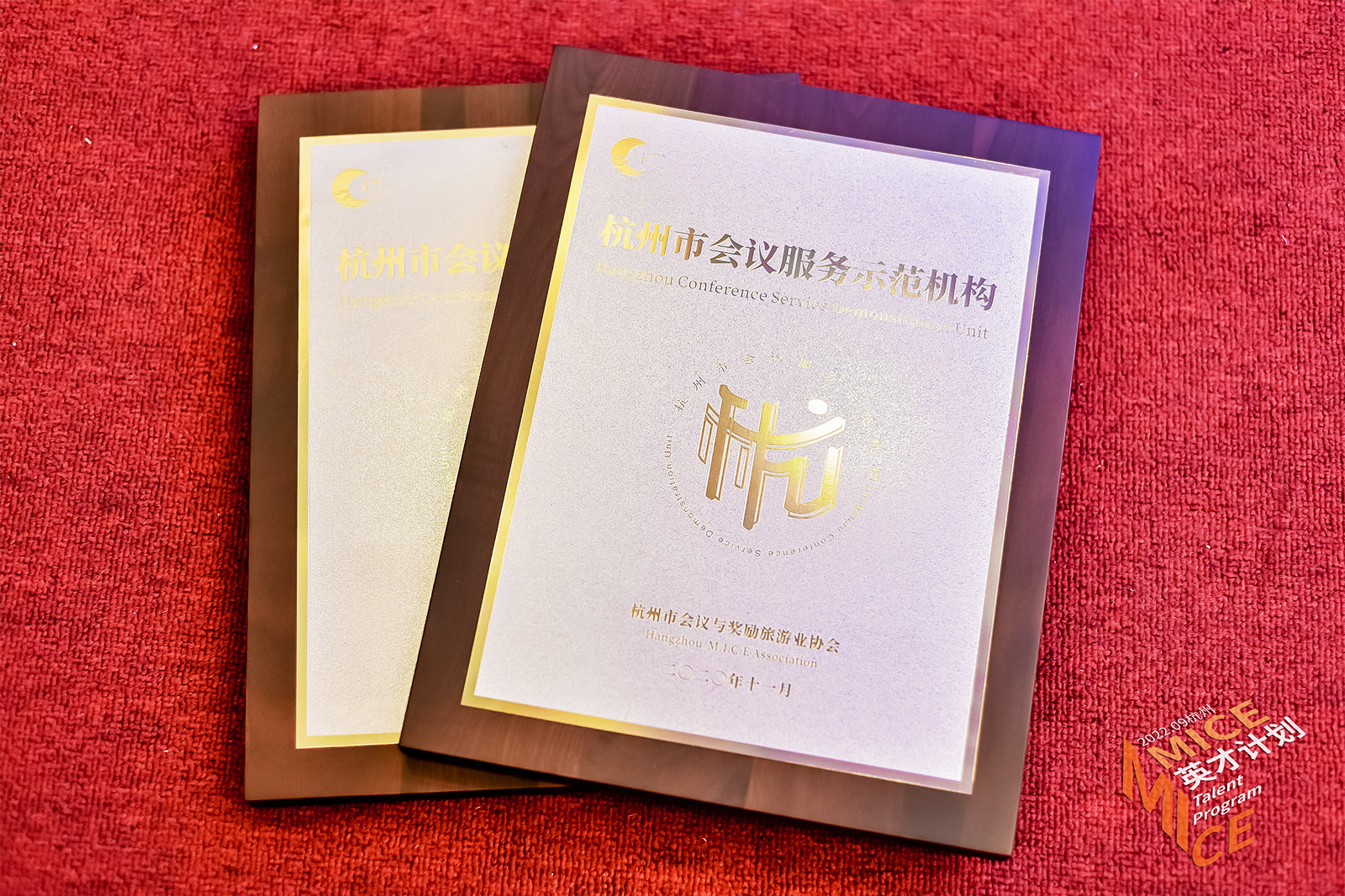 �������Е��h����ʾ���C�����Y�|����