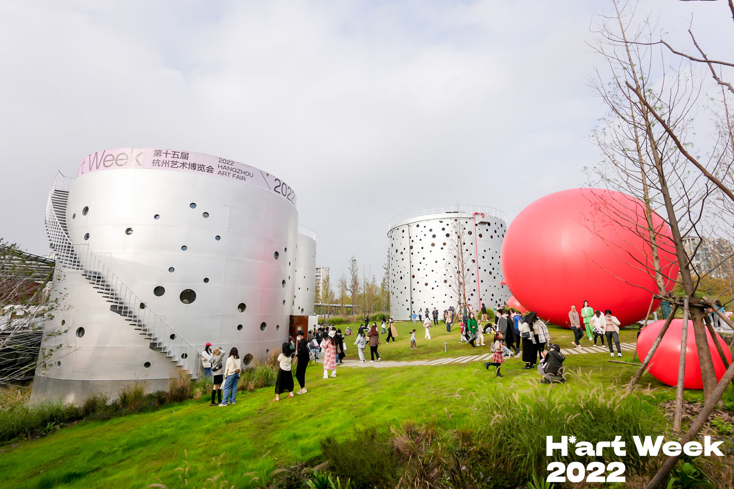 ����ˇ������С�ӹ��@�e�k