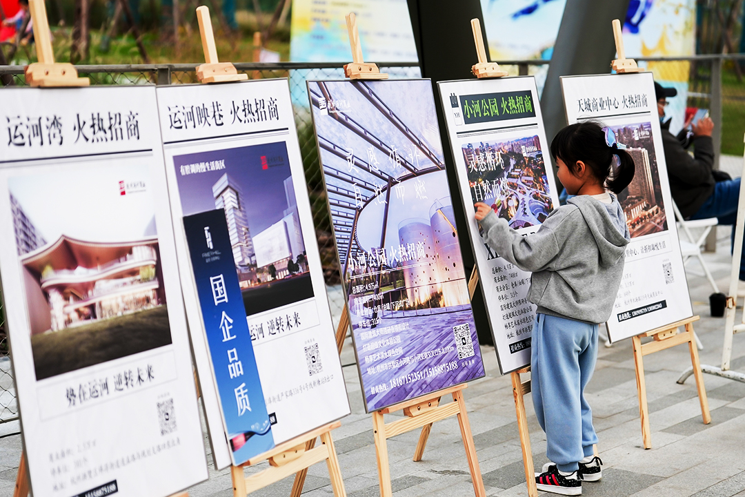 ���`��ѭ�h(hu��n) ��Ȼ��ȼ������С�ӹ��@���̻�ӬF(xi��n)��