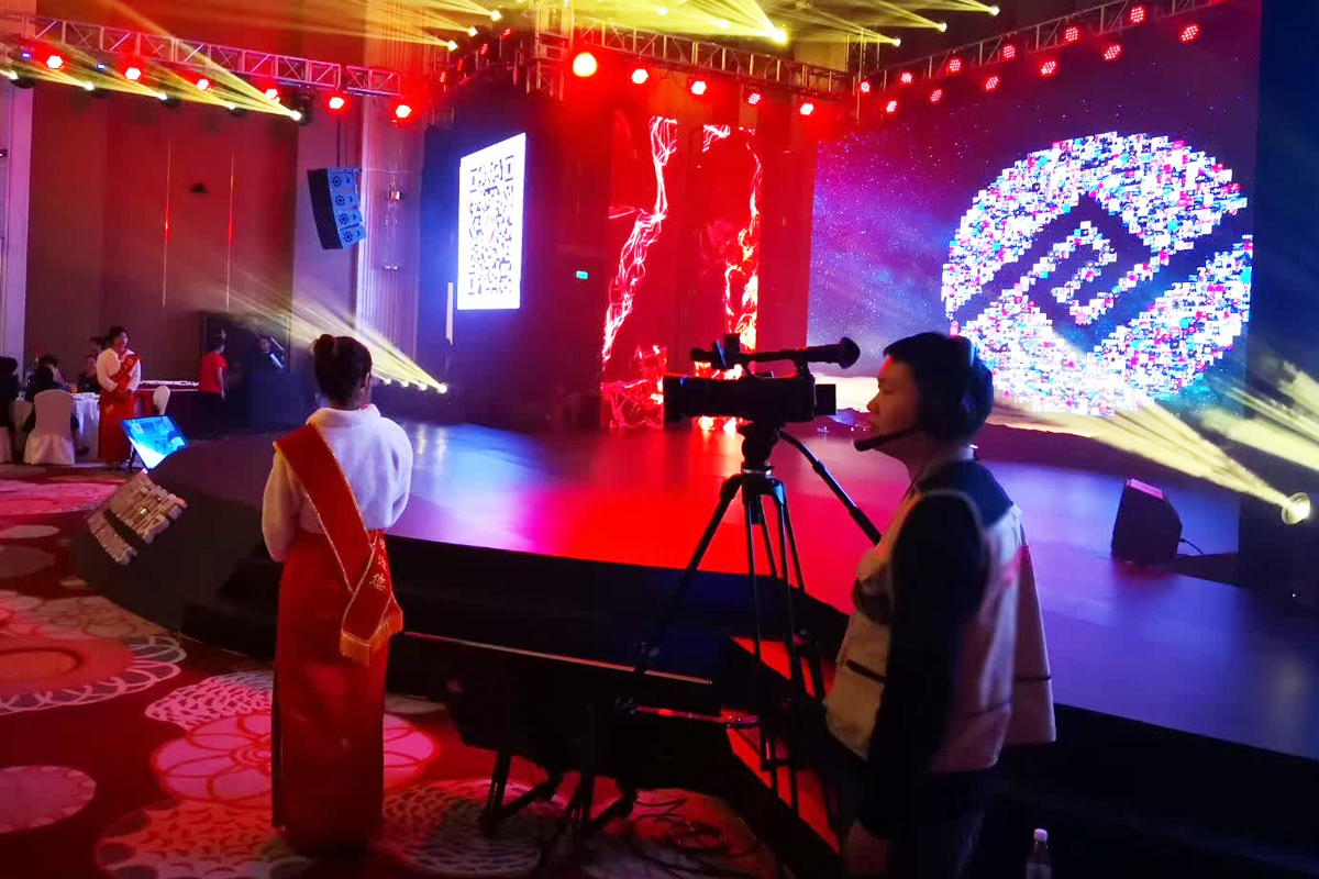 ��˾���w�c����(d��ng)�F(xi��n)��(ch��ng)��(sh��)��