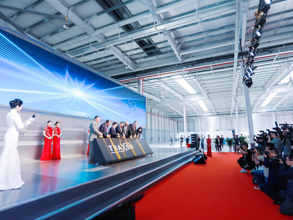 �ɰ��ڡ����١�����܇׃���䄓(chu��ng)��l(f��)�����߹��SͶ�a(ch��n)�¾��xʽ