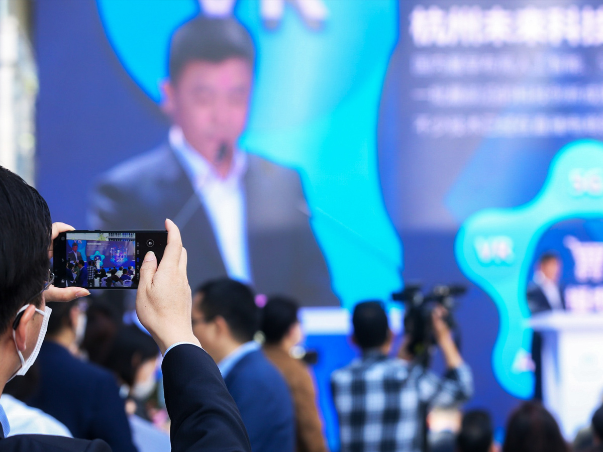 ����(y��ng)��������Մ���F(xi��n)��