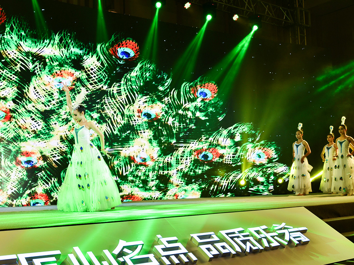 �l(f��)����(hu��)���(d��ng)�F(xi��n)�����_(t��i)�ʬF(xi��n)Ч��