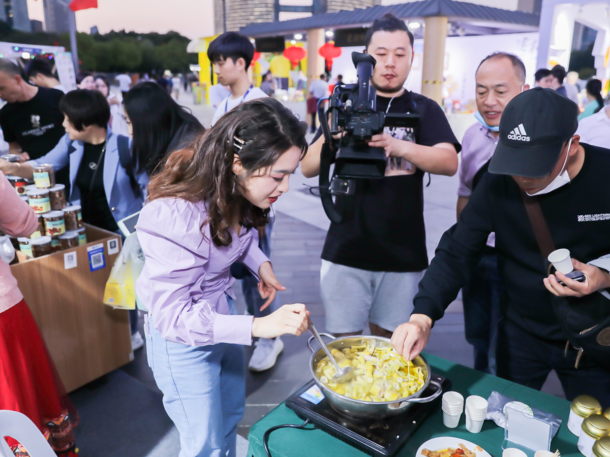 ��ʳ��(ji��)���(d��ng)