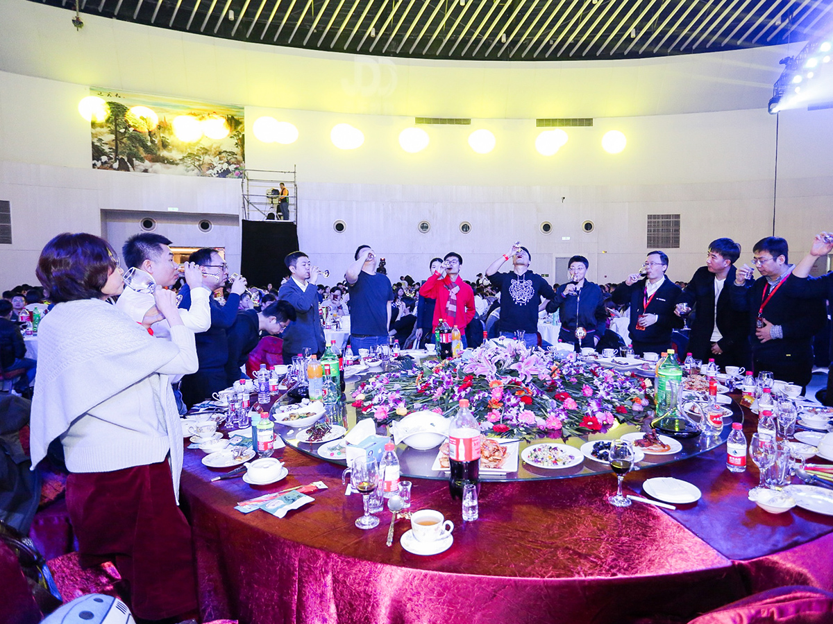 ������羴�ƈ���