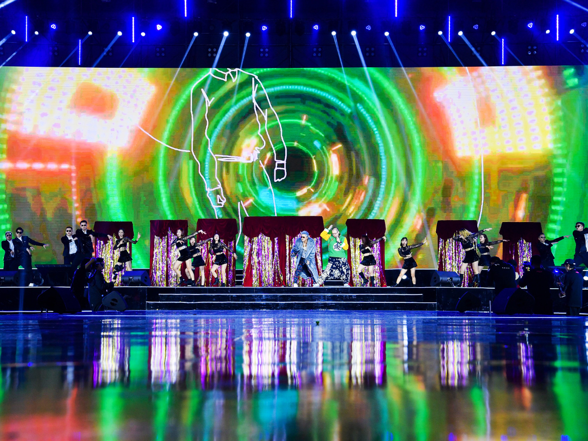 �T���������(hu��)�����赸��(ji��)Ŀ