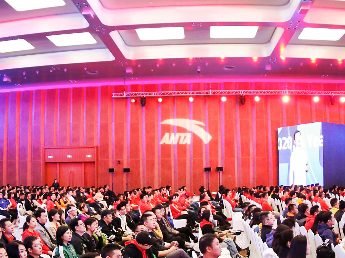 ��˾��(bi��o)־�Շ�ͶӰ