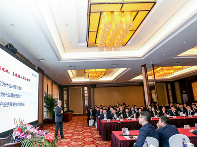 ���(hu��)���Y(ji��)��չ���İl(f��)�Է��ļ�ģ��