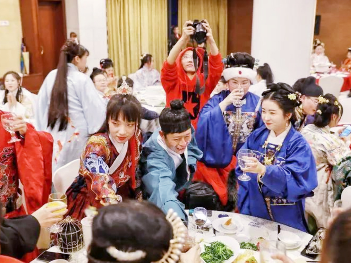 漢服尾牙宴年會風(fēng)