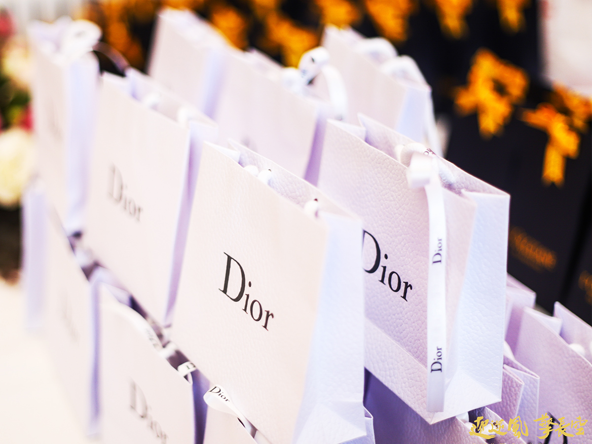 適合女性的年會(huì)禮品——Dior美妝用品