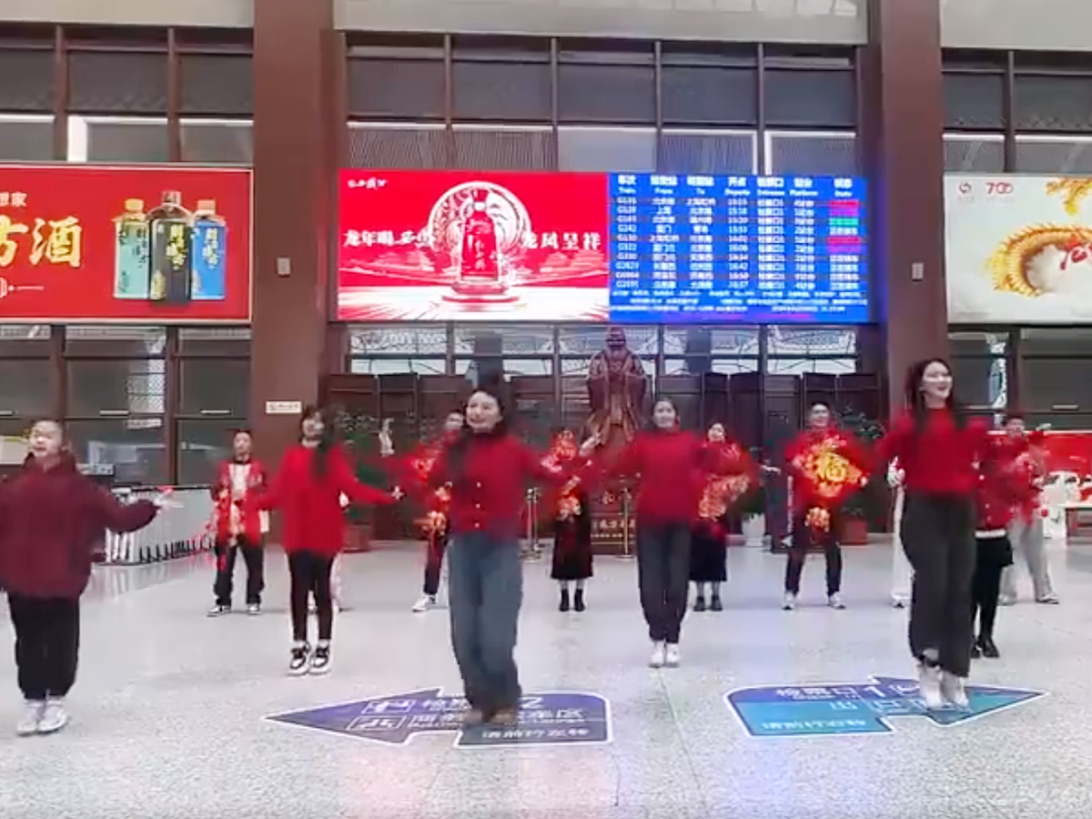 �R�´��Ļ����W���(d��ng)�赸����