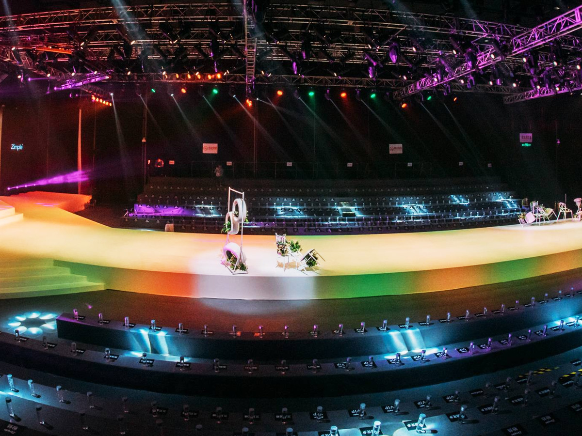 活動現(xiàn)場布置