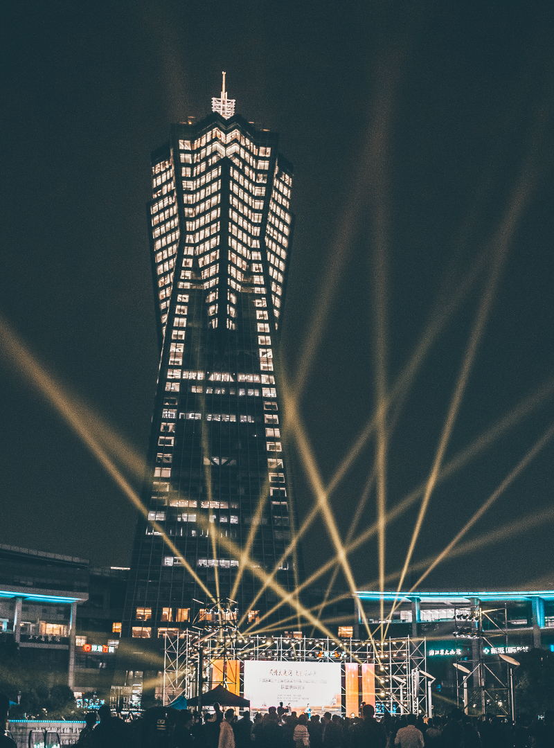 �����������Ļ��V��